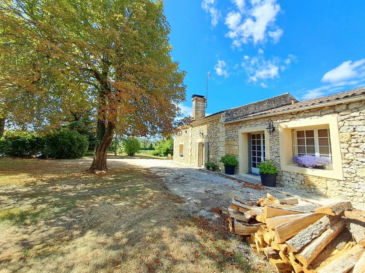 Bed and Breakfast Bleu Raisin Les Salles-de-Castillon Екстер'єр фото